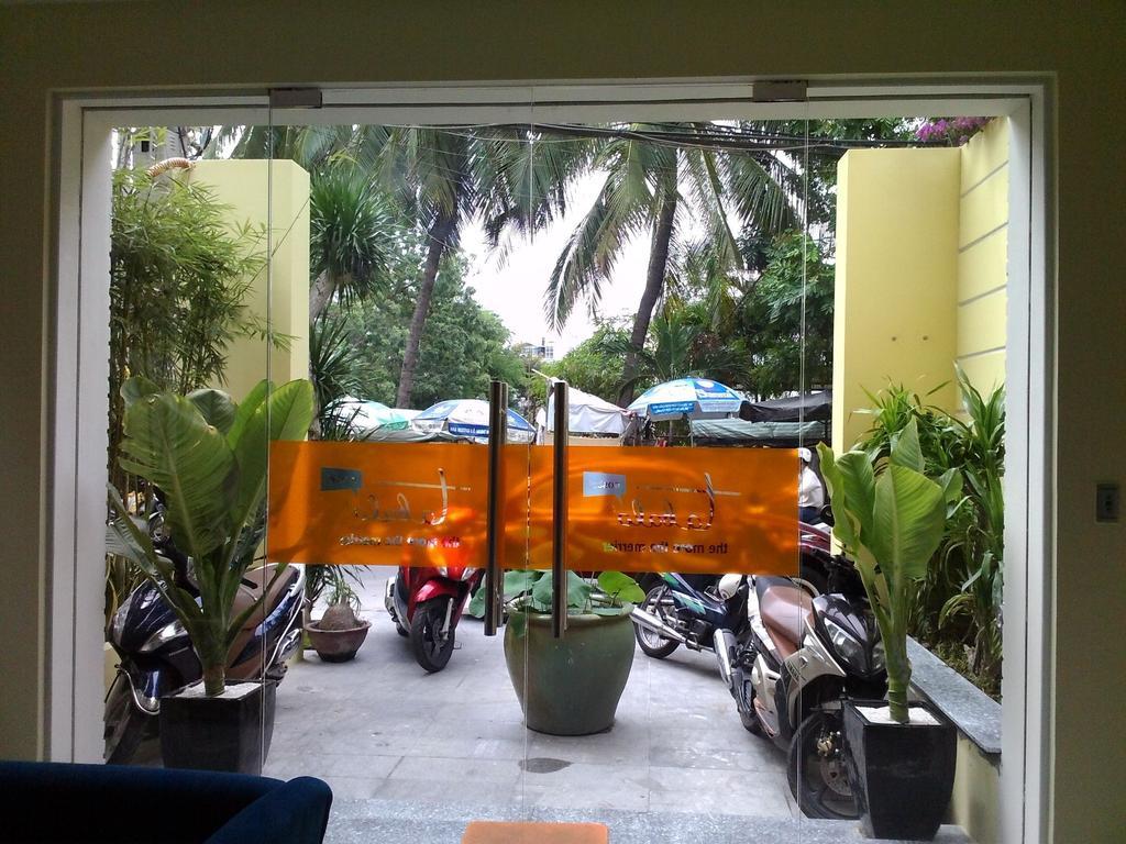 Tabalo Hostel Nha Trang Exterior photo